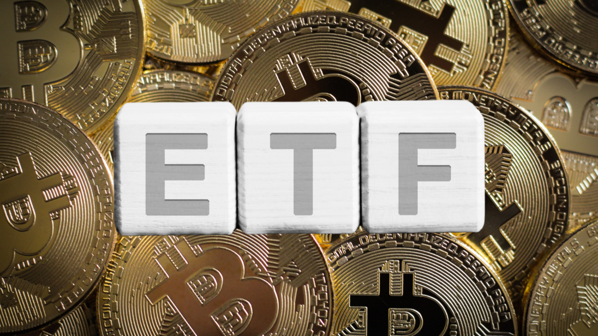 us bitcoin etfs trading day one
