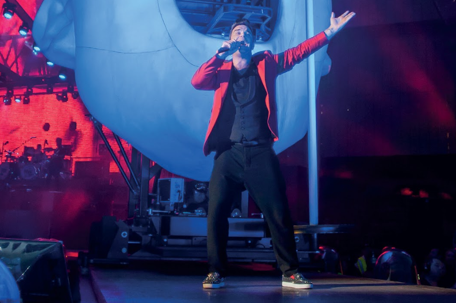 robbie williams first metaverse concert bybit lightcycle
