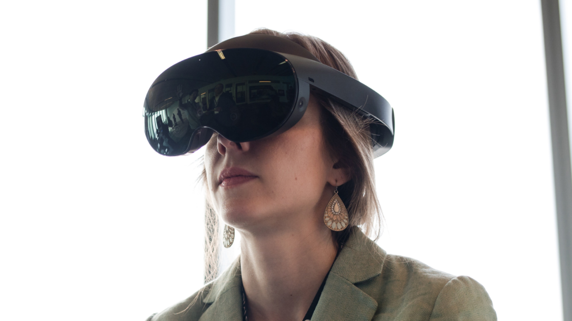 meta reality labs metaverse wearables layoffs